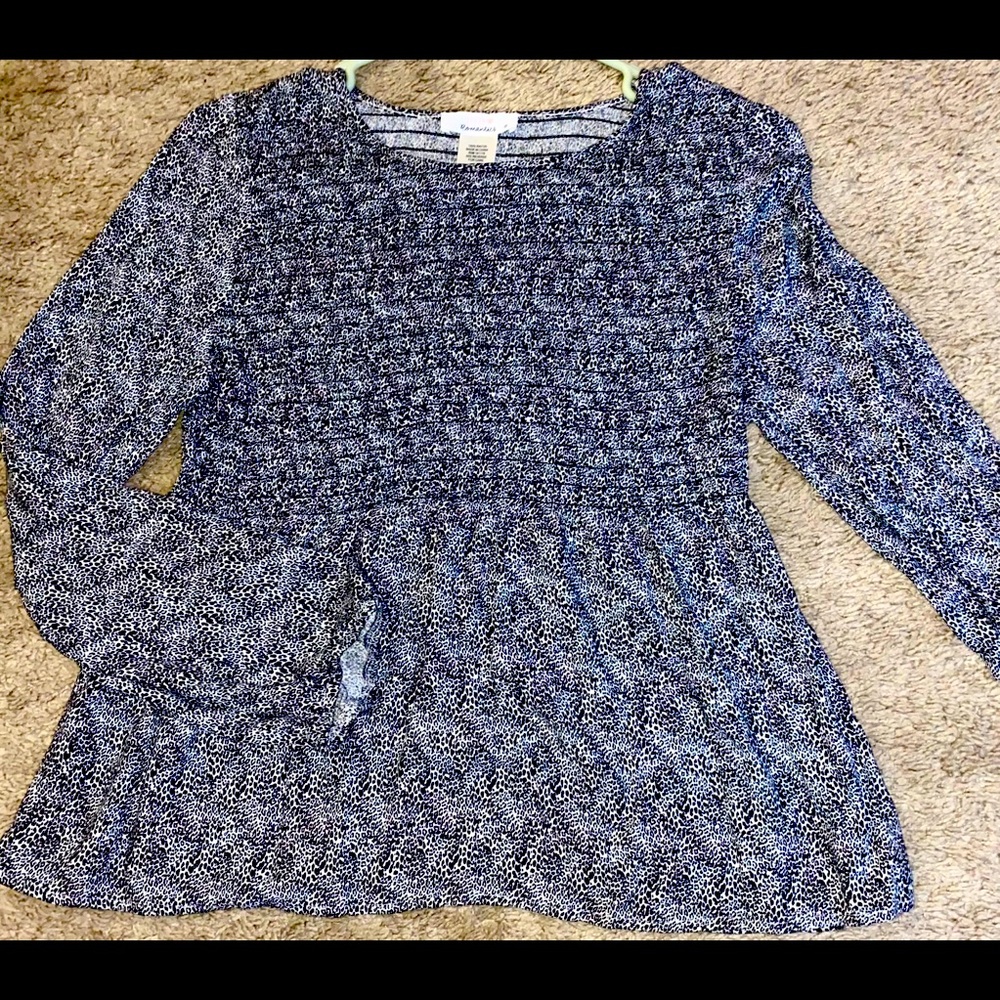 Black and white patterned top